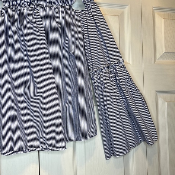 Off shoulder blue and white striped open back top women’s size L 100% cotton - Picture 6 of 16